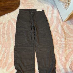 American Eagle Outfitters Black Cargo Pants - Utility Style